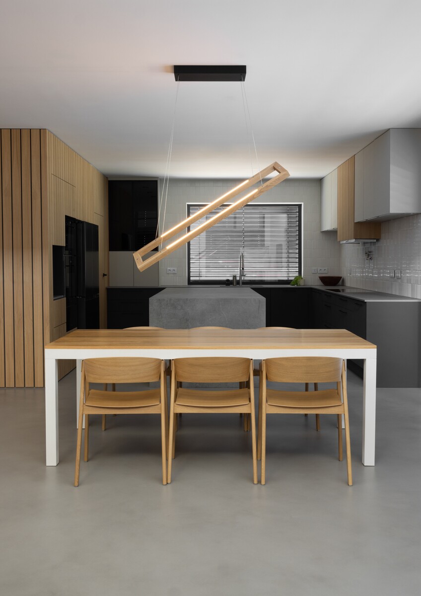 1037415800000_Milieu9_lampy_innemeble