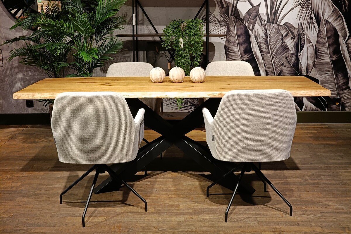 Stół dębowy z litego drewna, nowoczesny design i ponadczasowa trwałość, stół ręczne wykonany