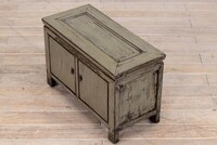 niska komódka z drzwiami szara połysk M-18   TA22-6827-86-40-55 (8)