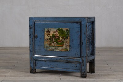 ciekawe komody w połysku, stare szafki z drzwiami po renowacji M-65   TA18-7229-91-40-85 (6)